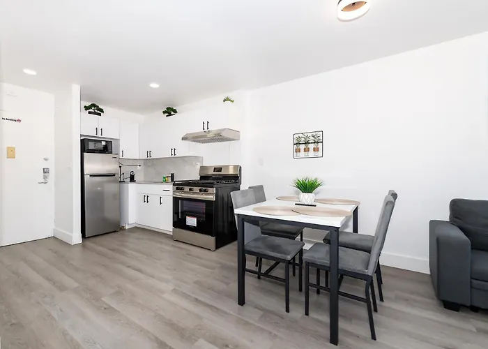 Sobe Studio On Washington